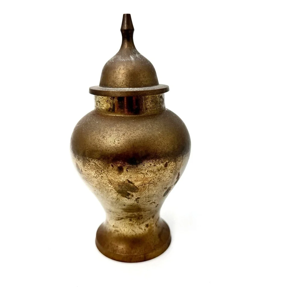 Vintage‎ Brass Ginger Jar Urn with Lid Made in India Patina Decor 7.5 Inch